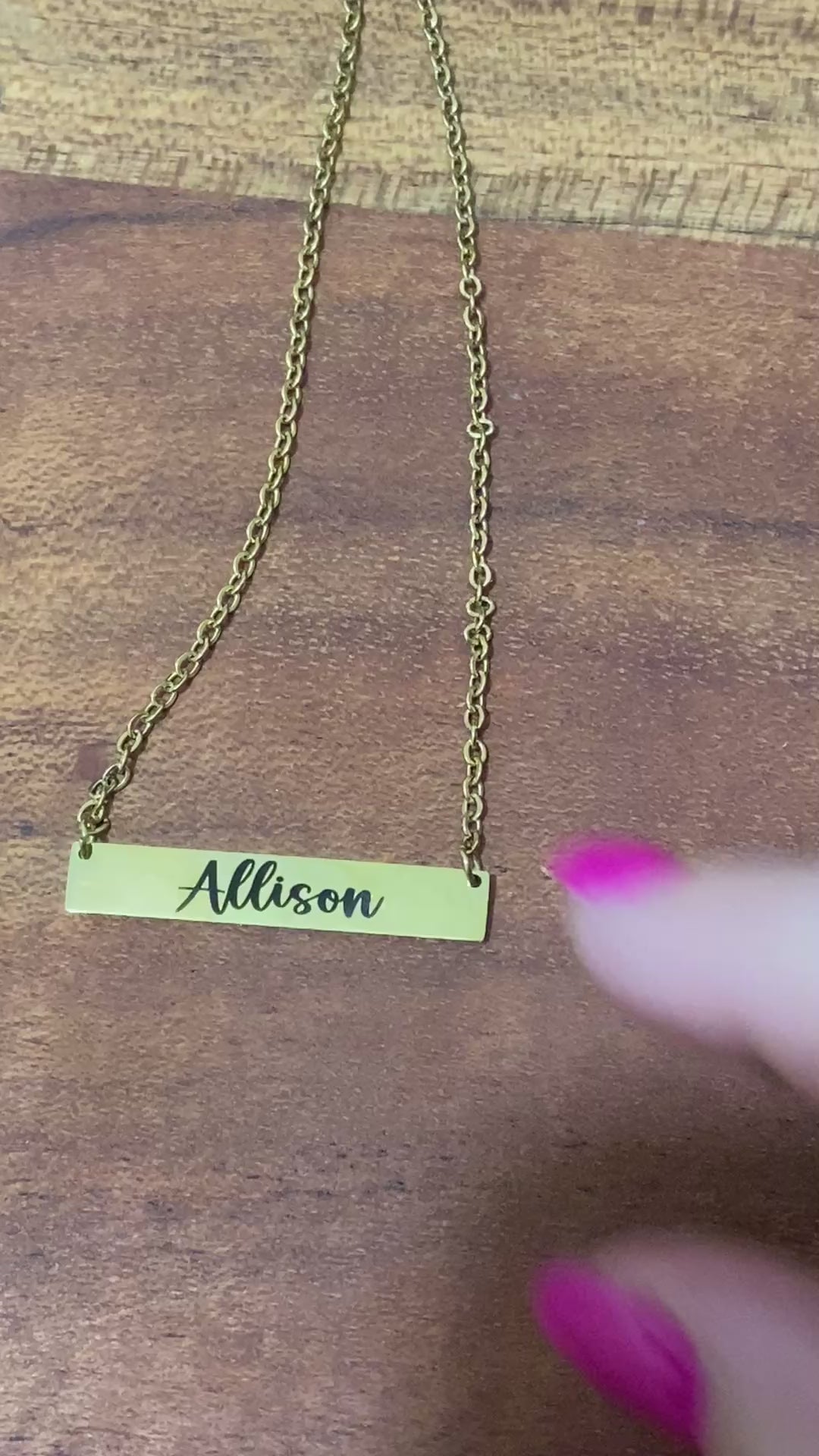 Load video: Single Sided Bar Necklace